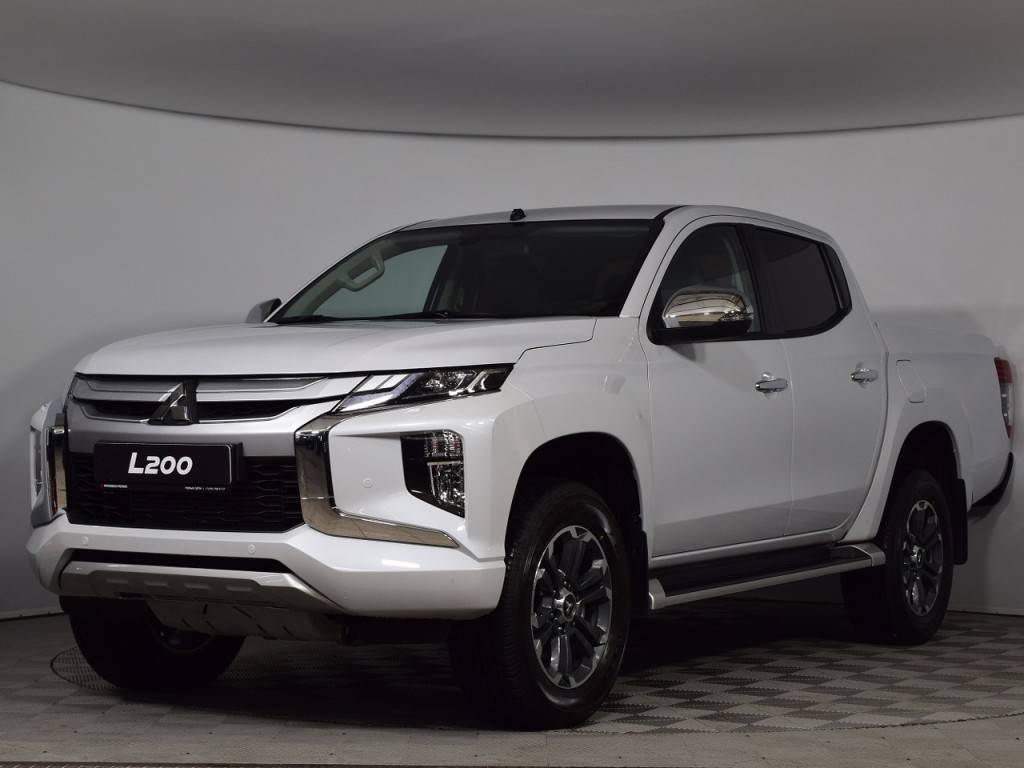 Mitsubishi L200 - Белый