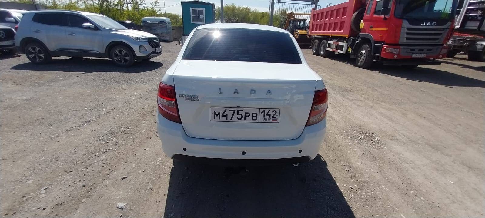 Lada Granta седан Лот 000006878