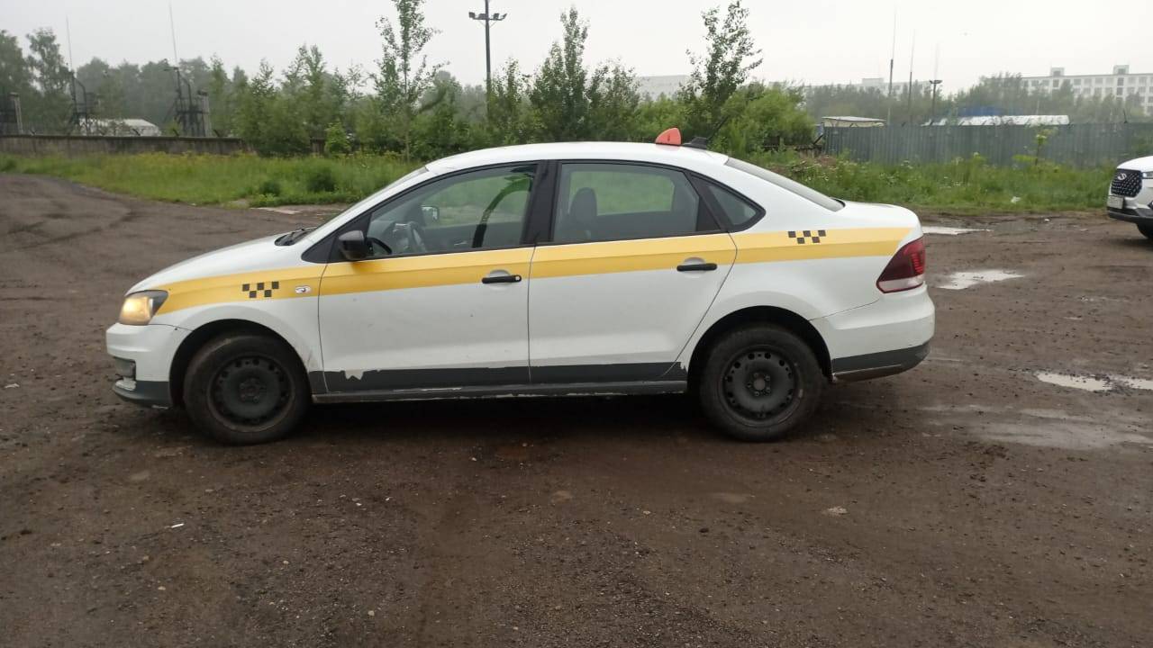 Volkswagen Polo Лот 000002944