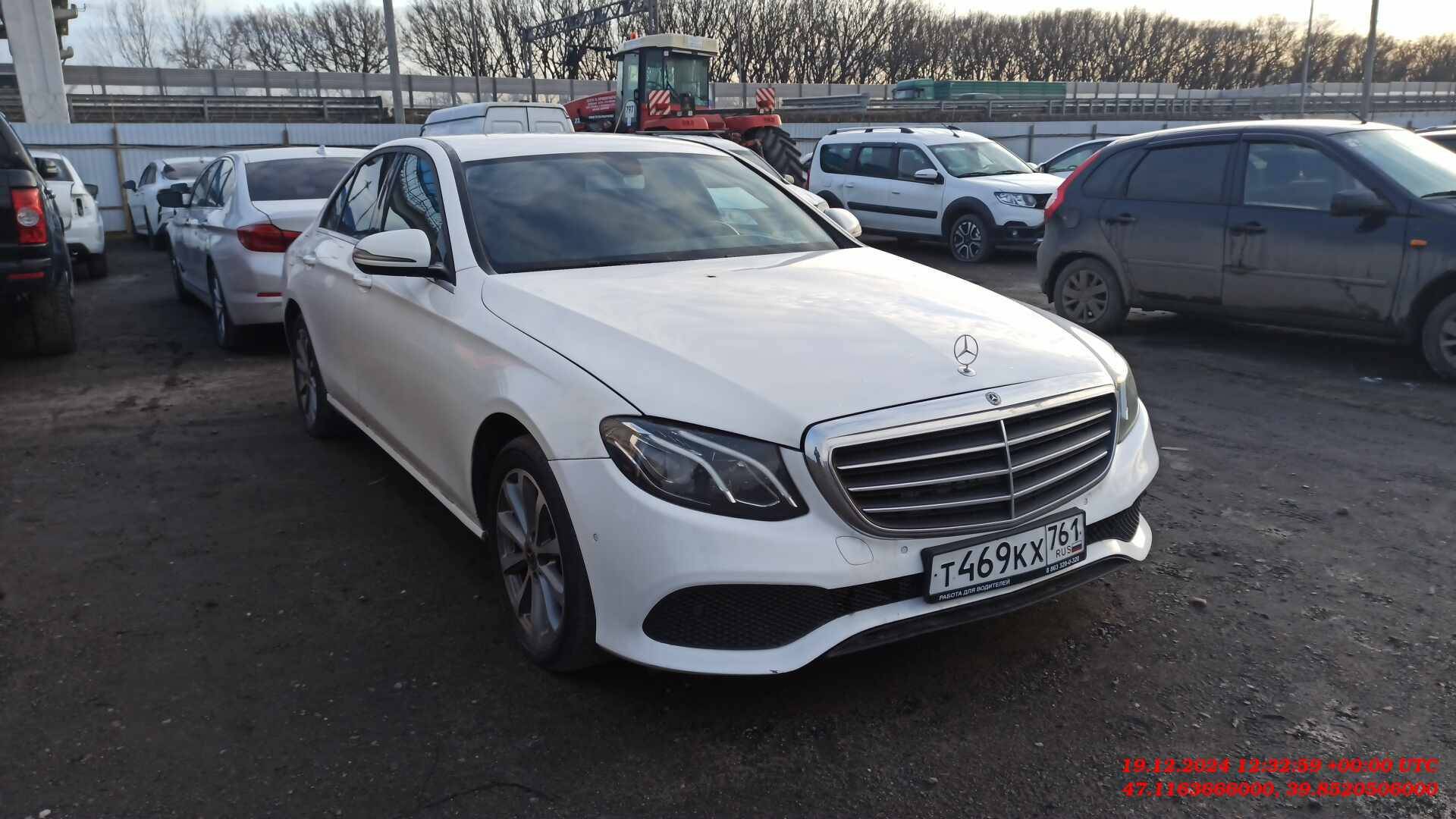 Mercedes-Benz E седан Лот 000005659