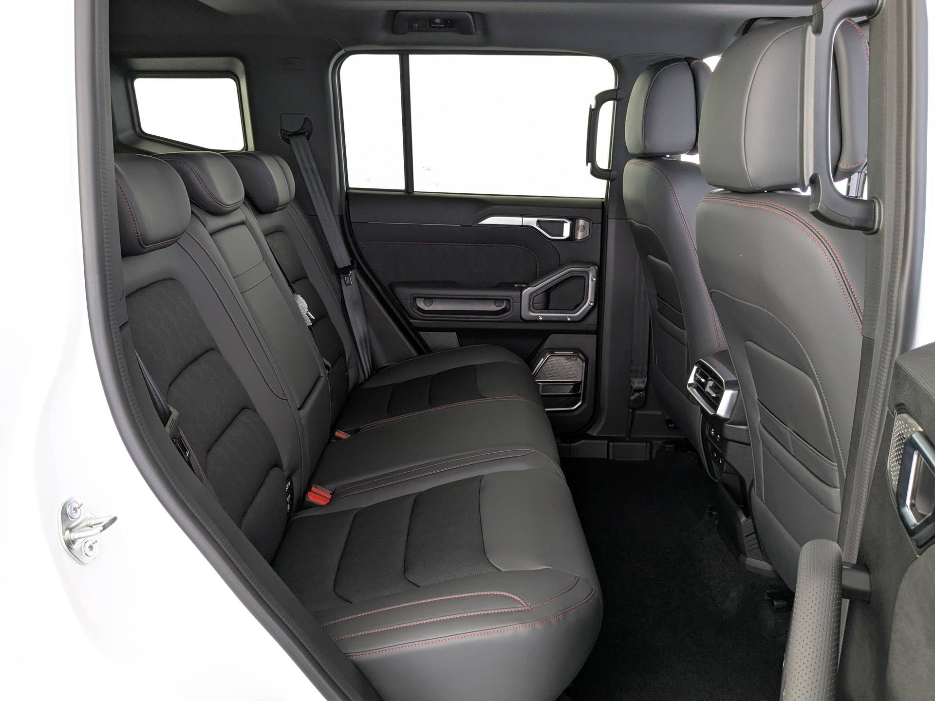 Jetour T2 Expedition 2.0TGDI 7DCT