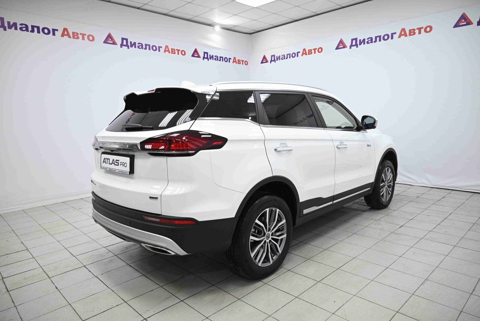 Geely Atlas Pro Luxury 1.5T DCT7 4WD