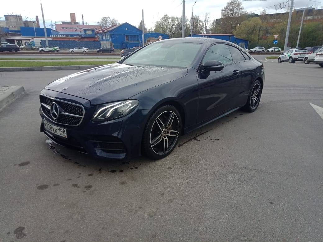 Mercedes-Benz E купе