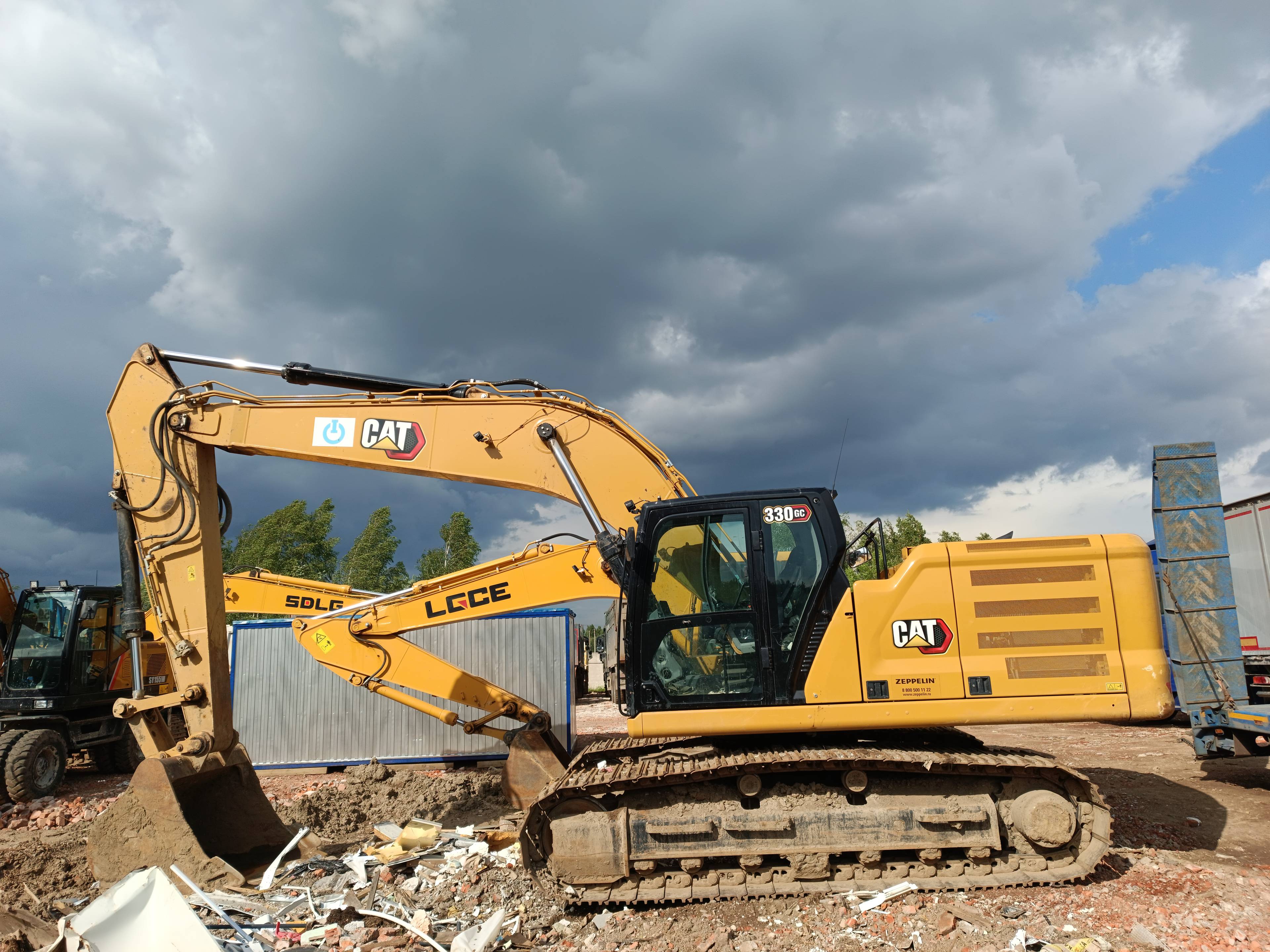 CATERPILLAR 330GC