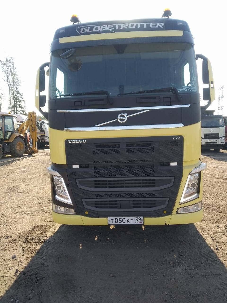 Volvo FH 500 4x2 (FH Globetrotter) Лот 000003879