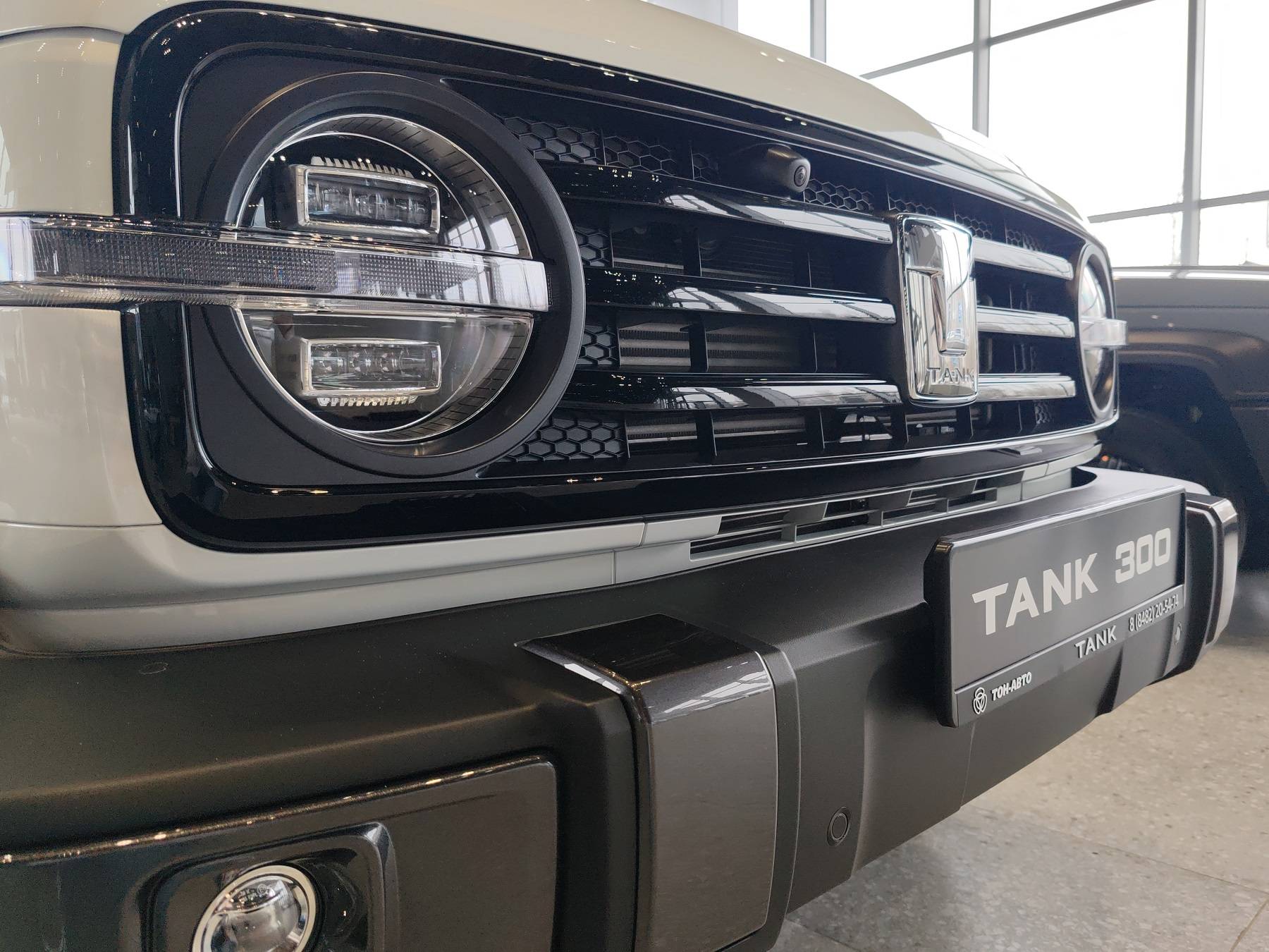 Tank 300 City Premium 2.0 8AT 4WD