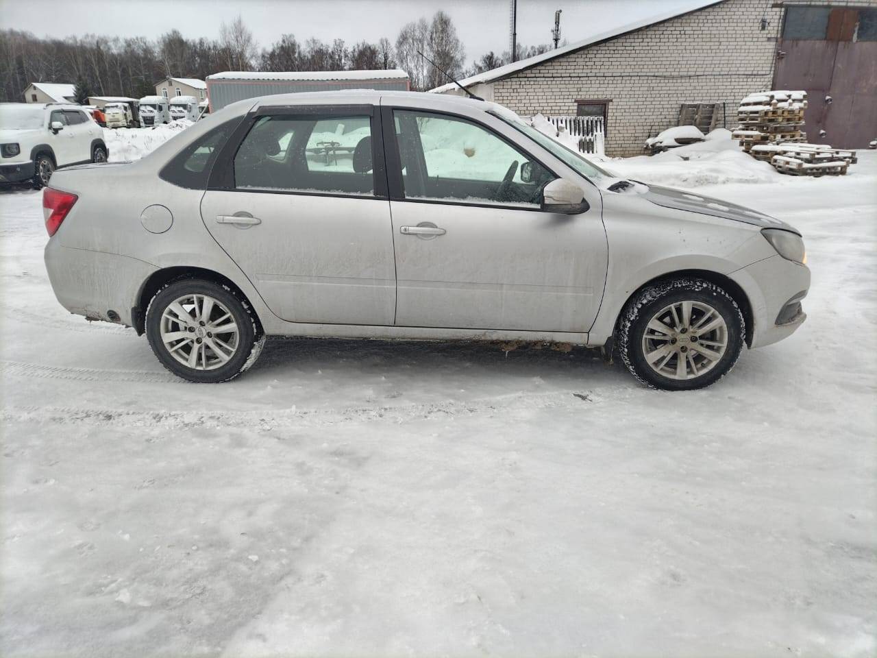 Lada Granta седан Лот 000007969