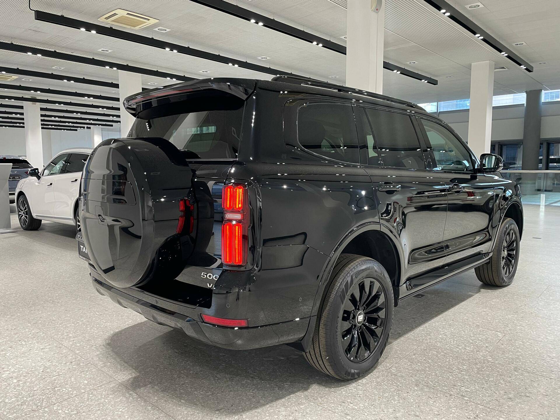 Tank 500 BLACKTRAIL  3.0 9AT 4WD