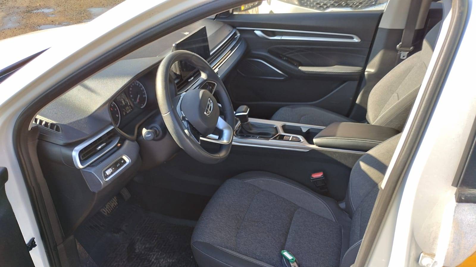 Geely Emgrand Лот 000008397