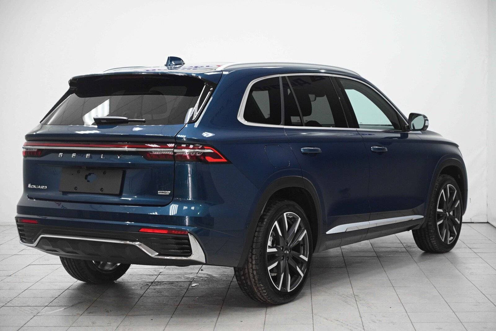 Geely Monjaro Exclusive 2.0T (238 hp) 8AT 4WD