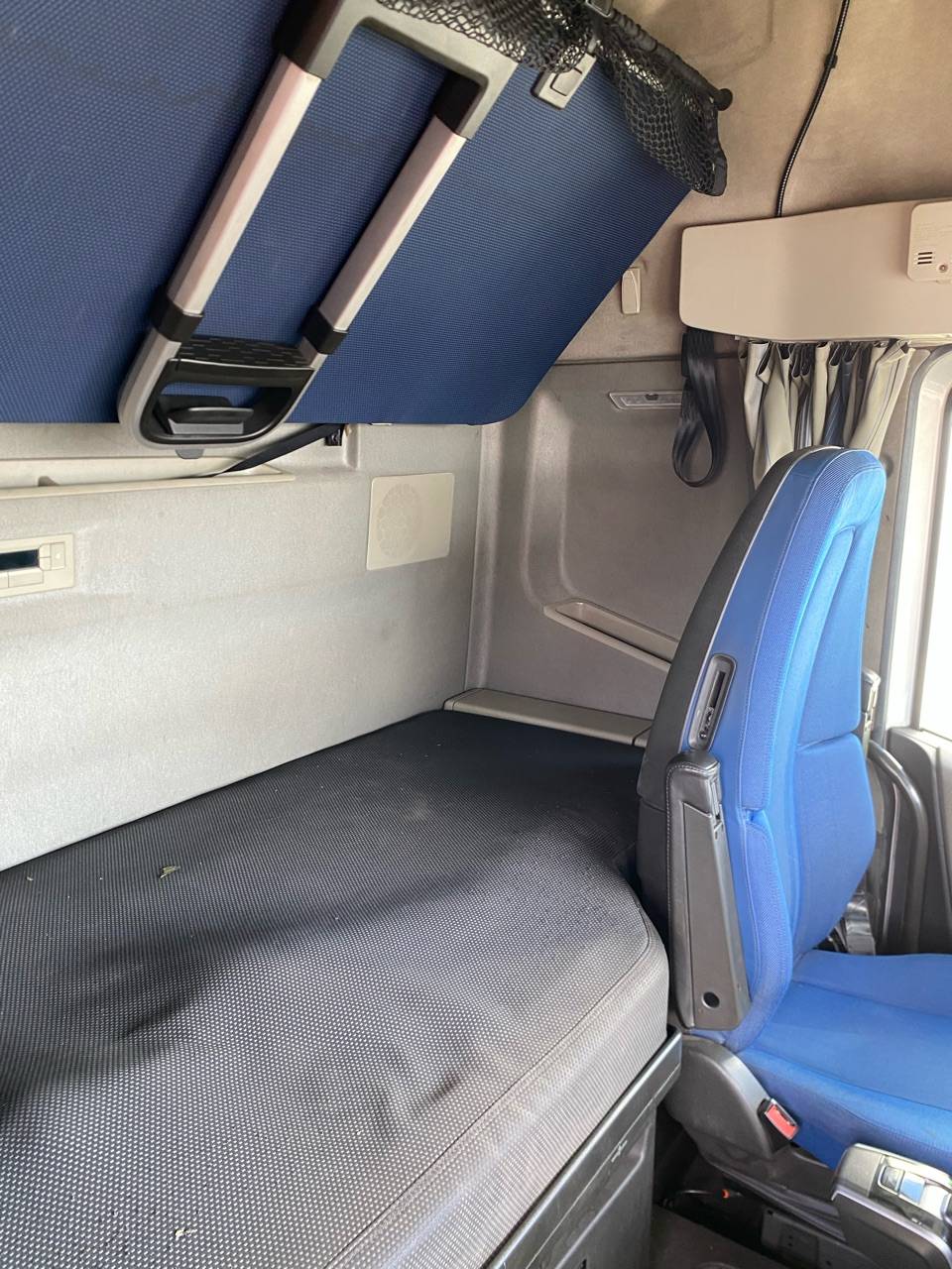 Volvo FH 460 4x2 (FH Globetrotter) Лот 000008132