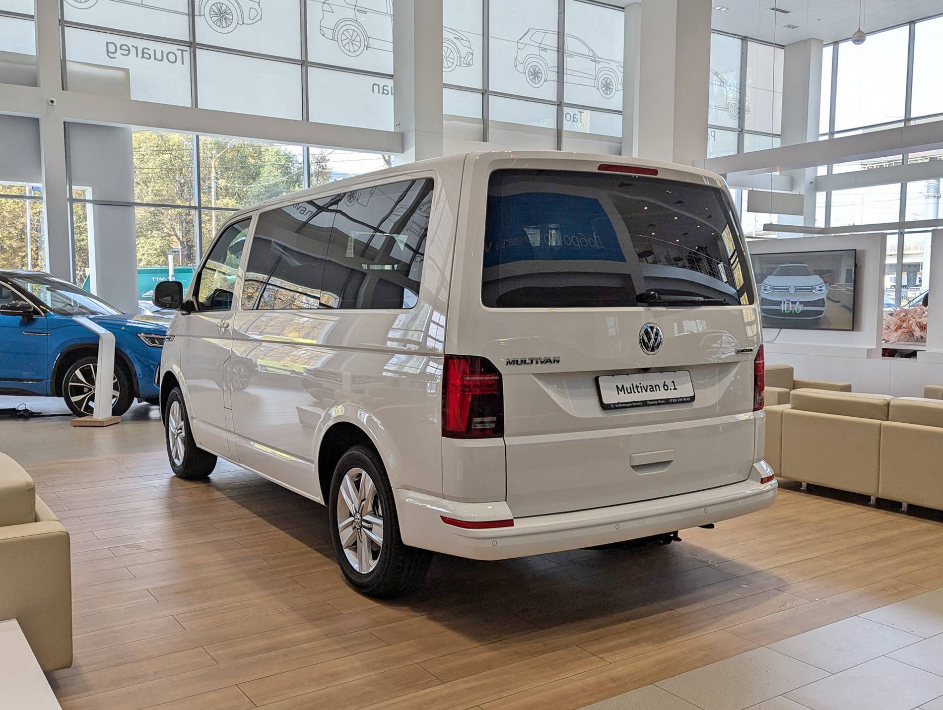 Volkswagen Multivan Trendline 2.0 TDI 150hp 7DSG 4Motion Короткая база