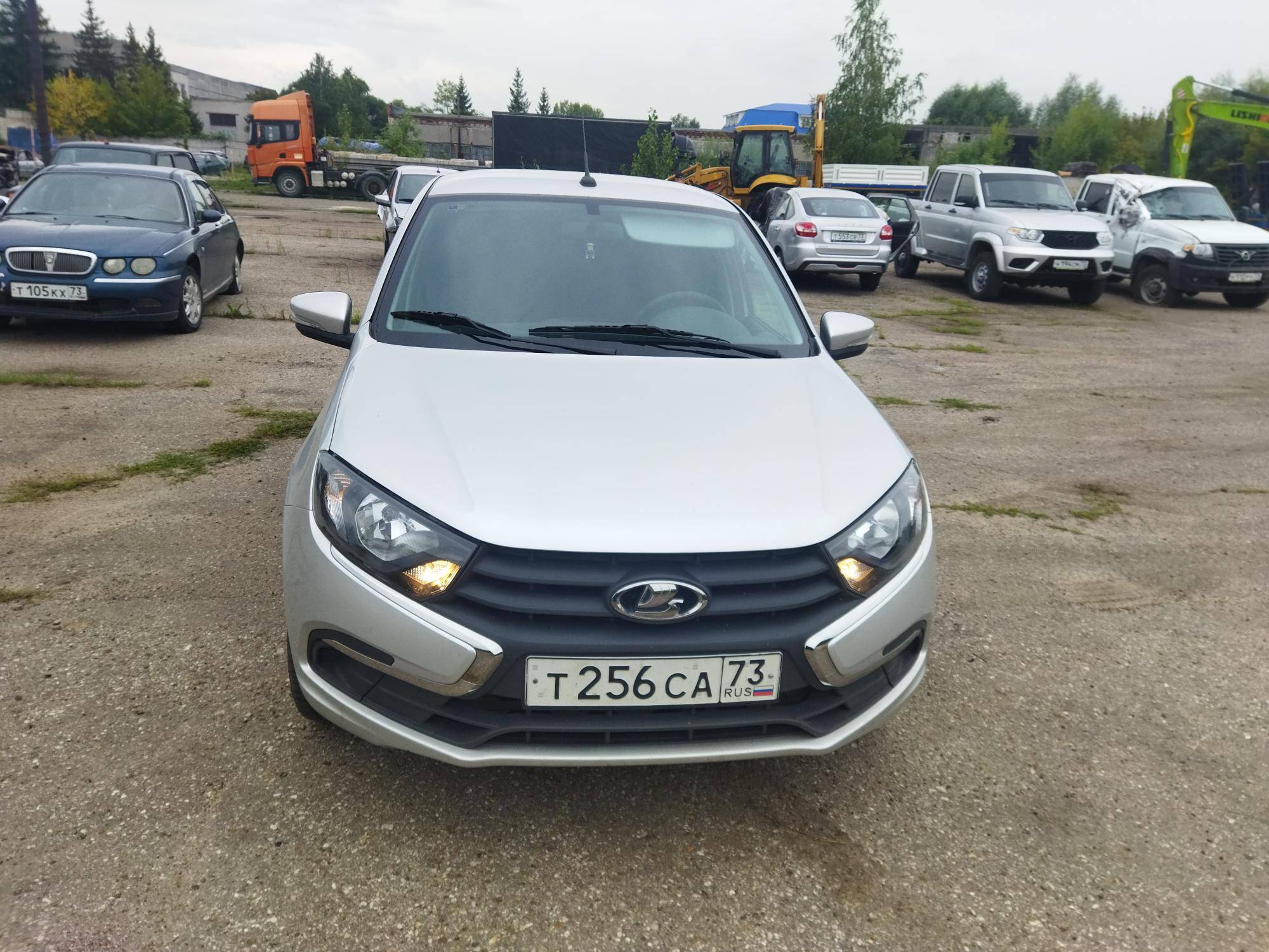 Lada Granta лифтбек Лот 000004007