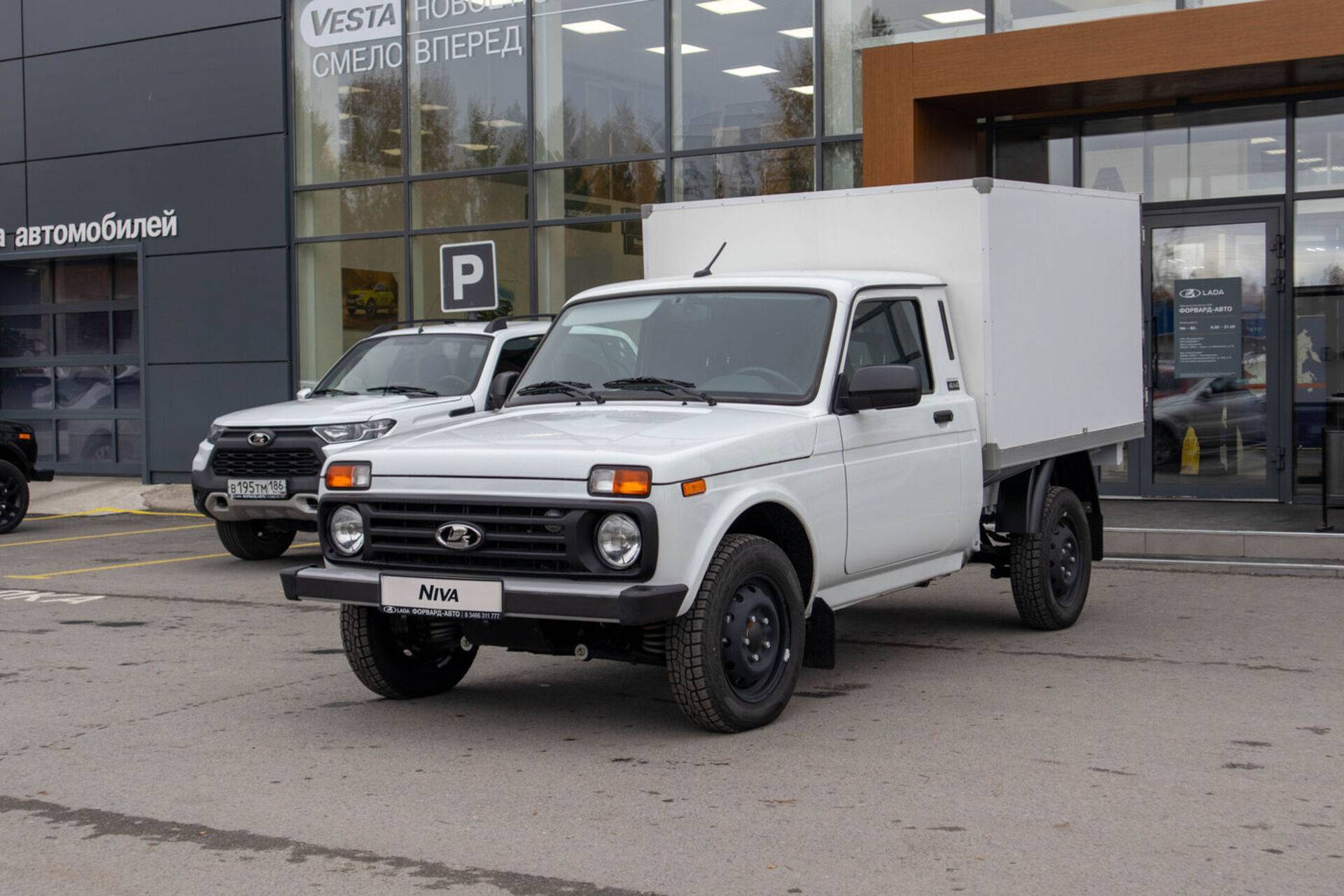 Lada Niva Legend 3 дв - Белый