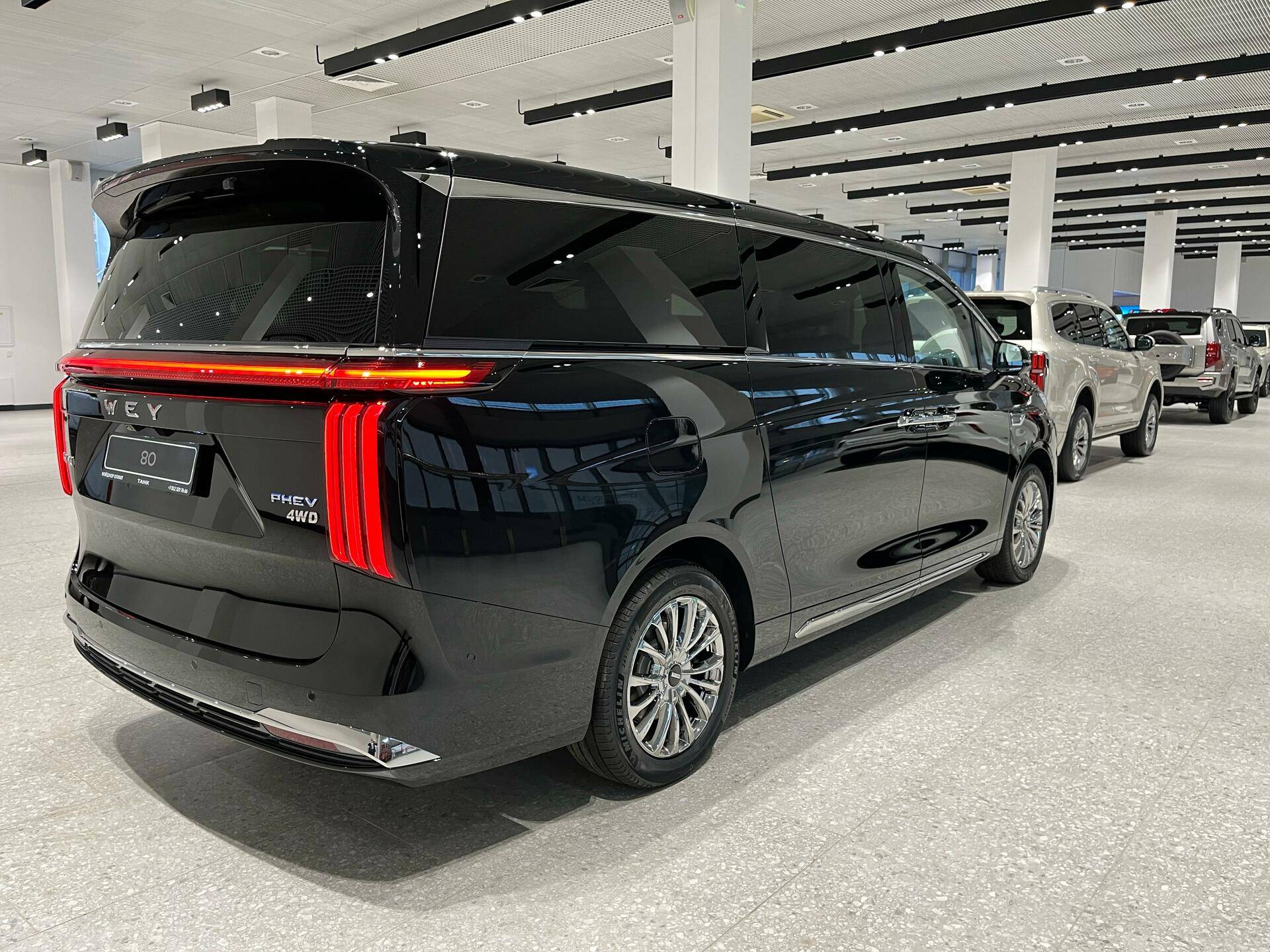 Wey 80 PHEV 1.5 T DHT 4WD Business Lounge