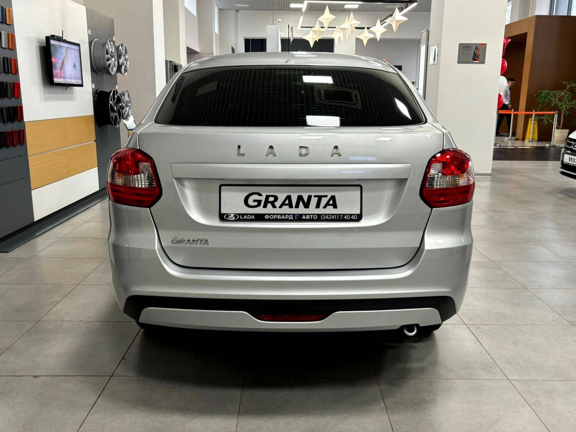 Lada Granta седан Comfort 24 1.6 90hp 5MT