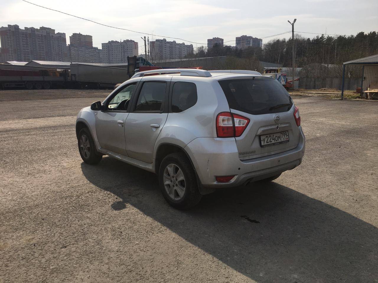 Nissan Terrano Лот 000006236