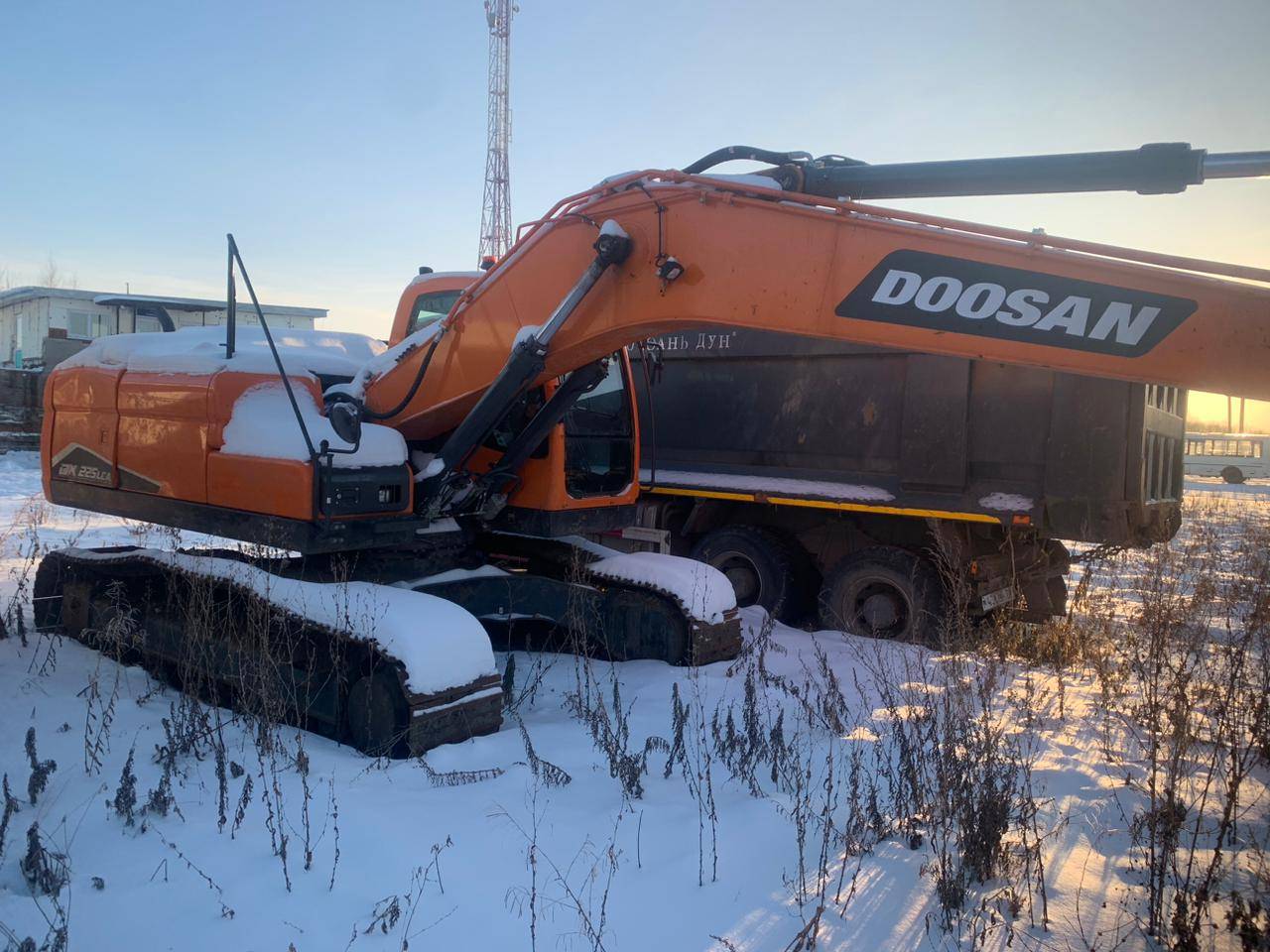 DOOSAN/DEVELON DX225LCA-7M Лот 000005025