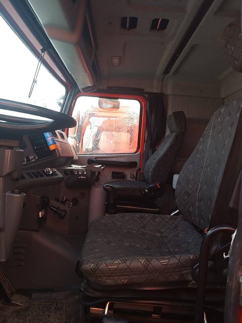 МАЗ 650108-8230-005 Лот 000008300