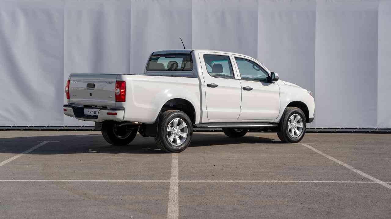 Sollers ST6 Comfort 2.0d MT 4WD