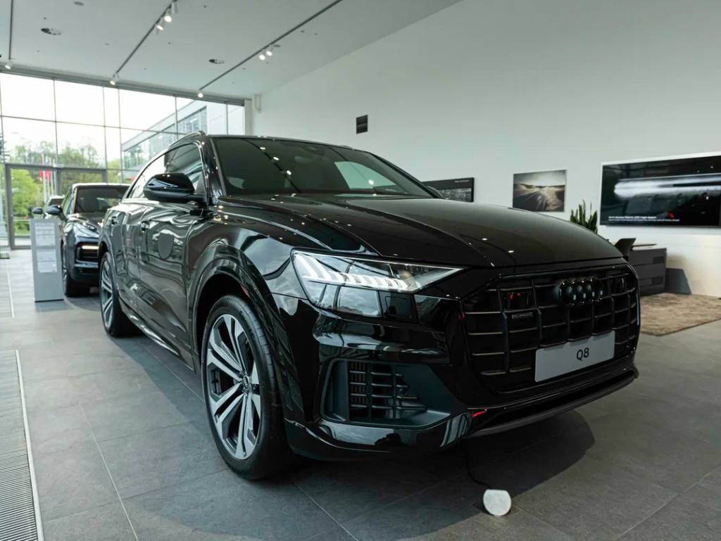 Audi Q8 50 TDI quattro tiptronic