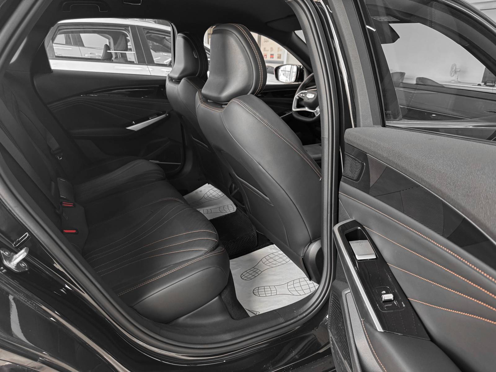 Geely Preface Flagship 2.0T 7DCT