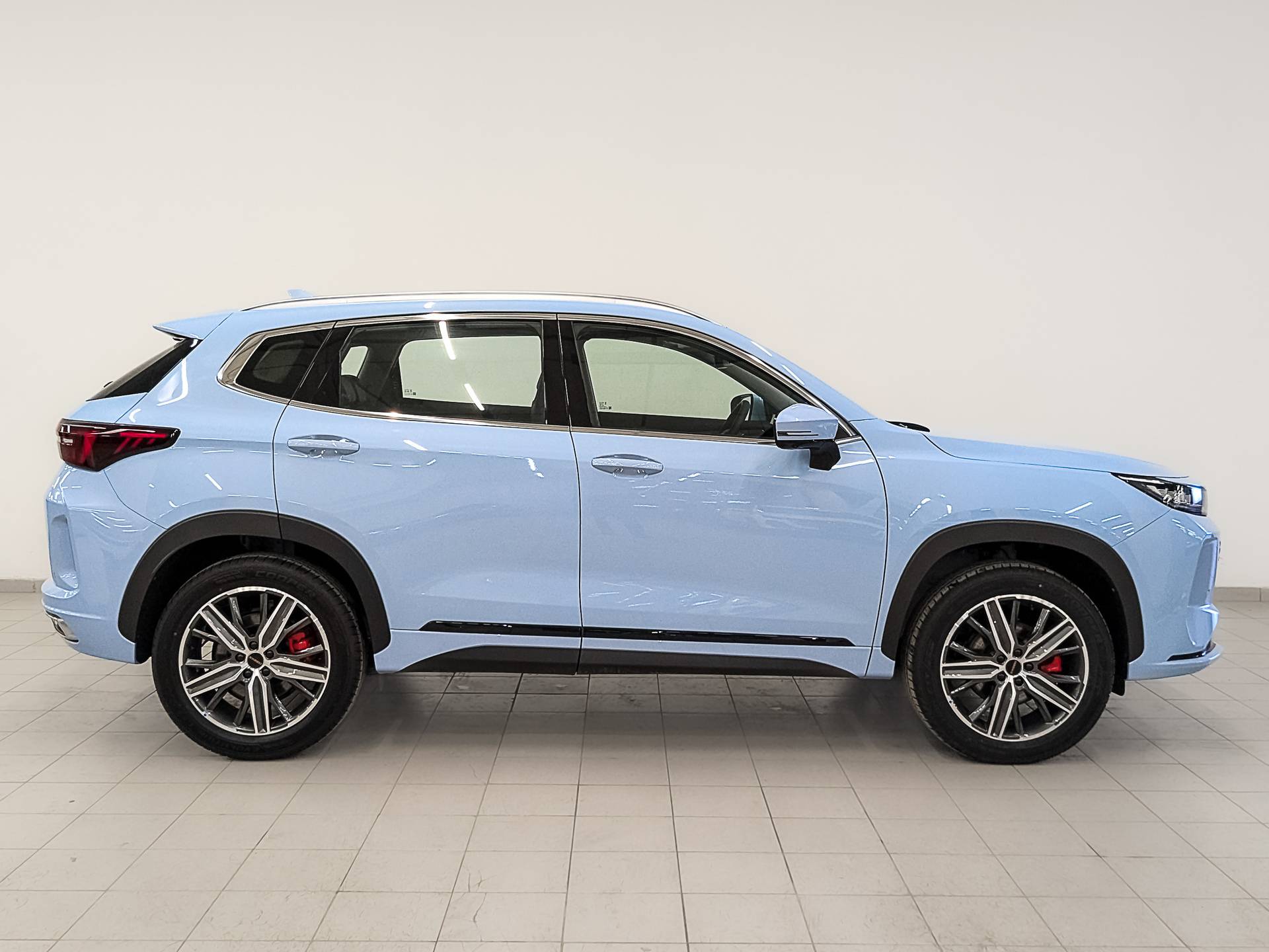 EXEED LX Premium 1.6T 7DCT 4WD