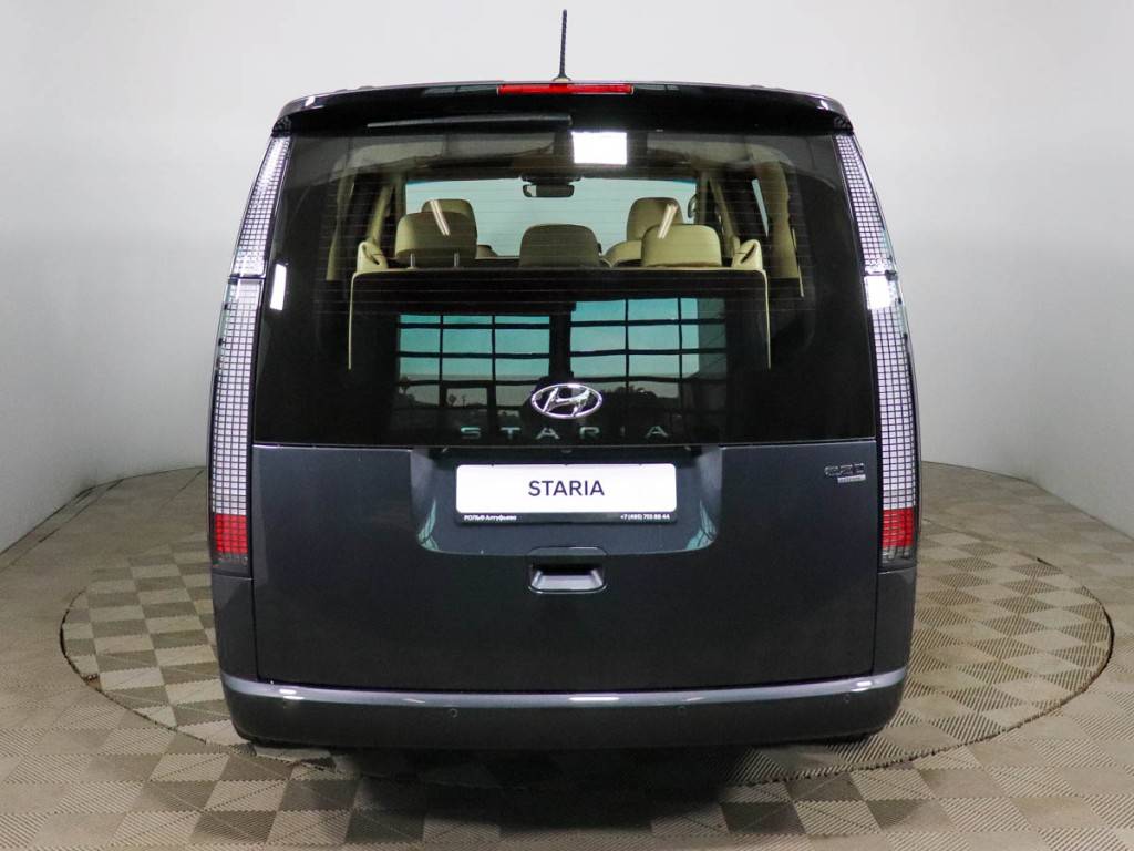 Hyundai Staria Premium 2.2 CRDi 8AT 4WD