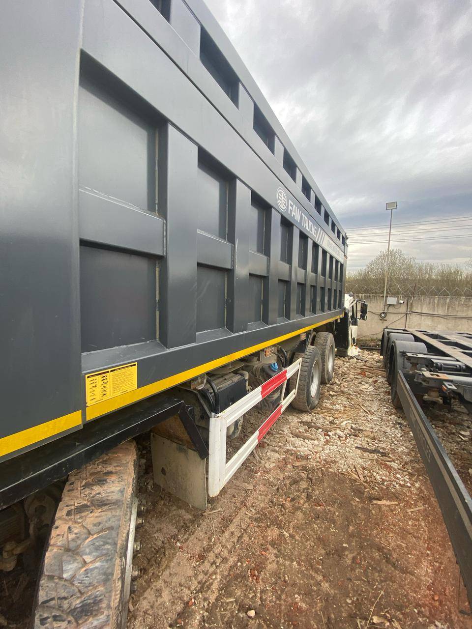 FAW CA3310P66K24T4E5 8х4 Лот 000008457