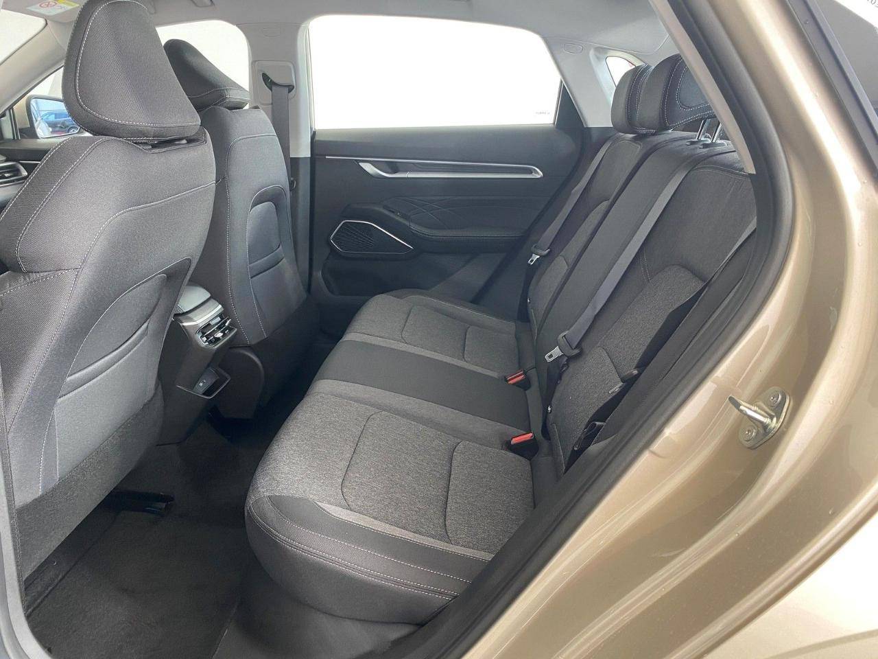 Geely Emgrand Comfort 1.5 AT