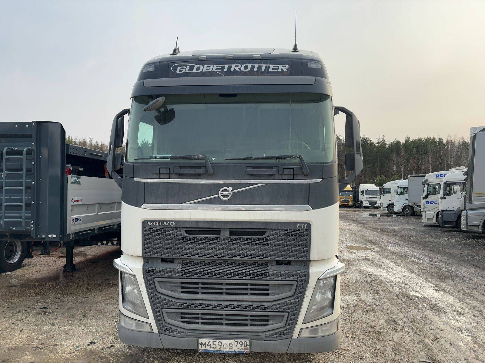 Volvo FH 460 6x4 (FH Globetrotter) Лот 000007988