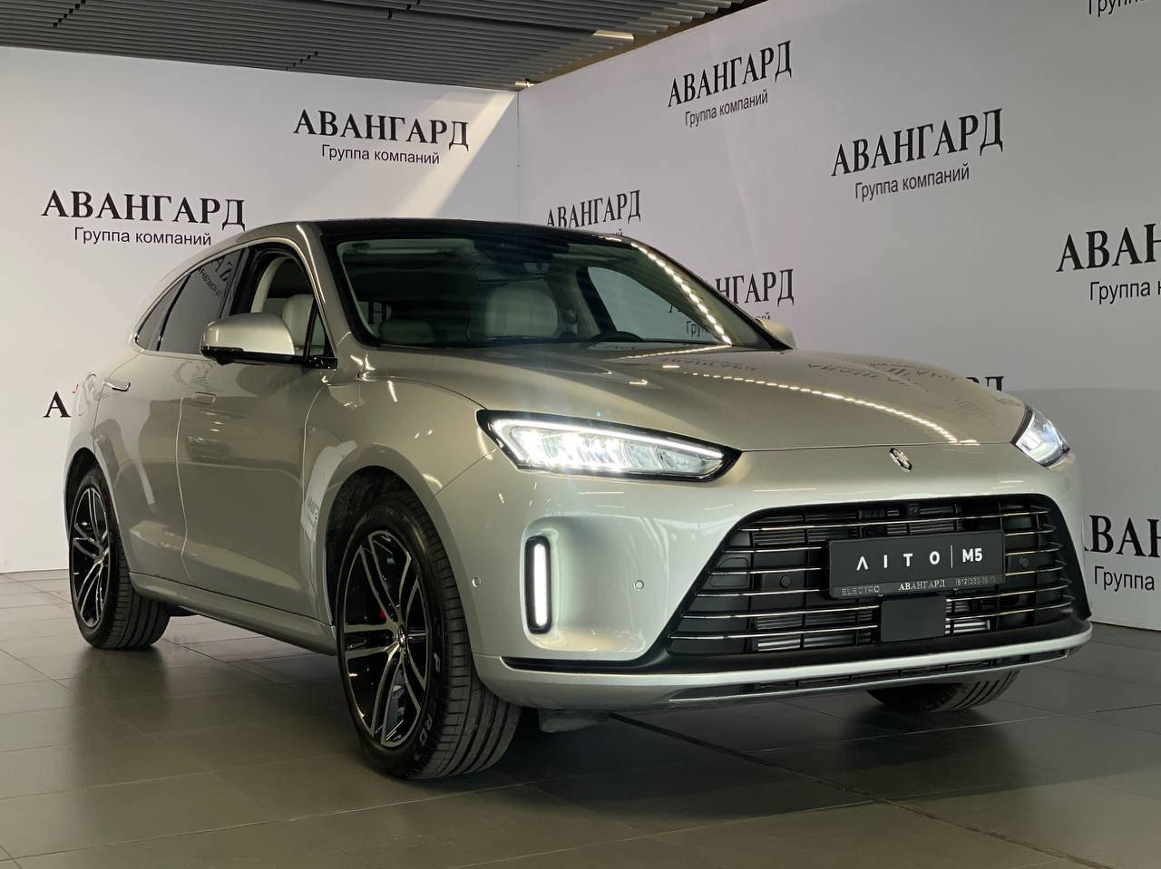 AITO M5 Ultimate 4WD