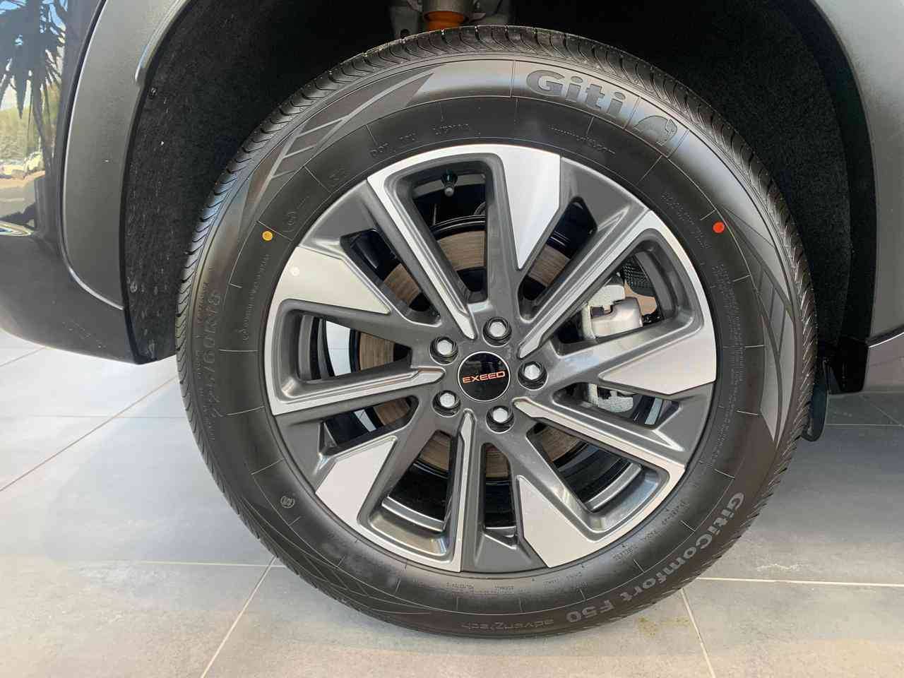 EXEED LX Business 1.5T CVT