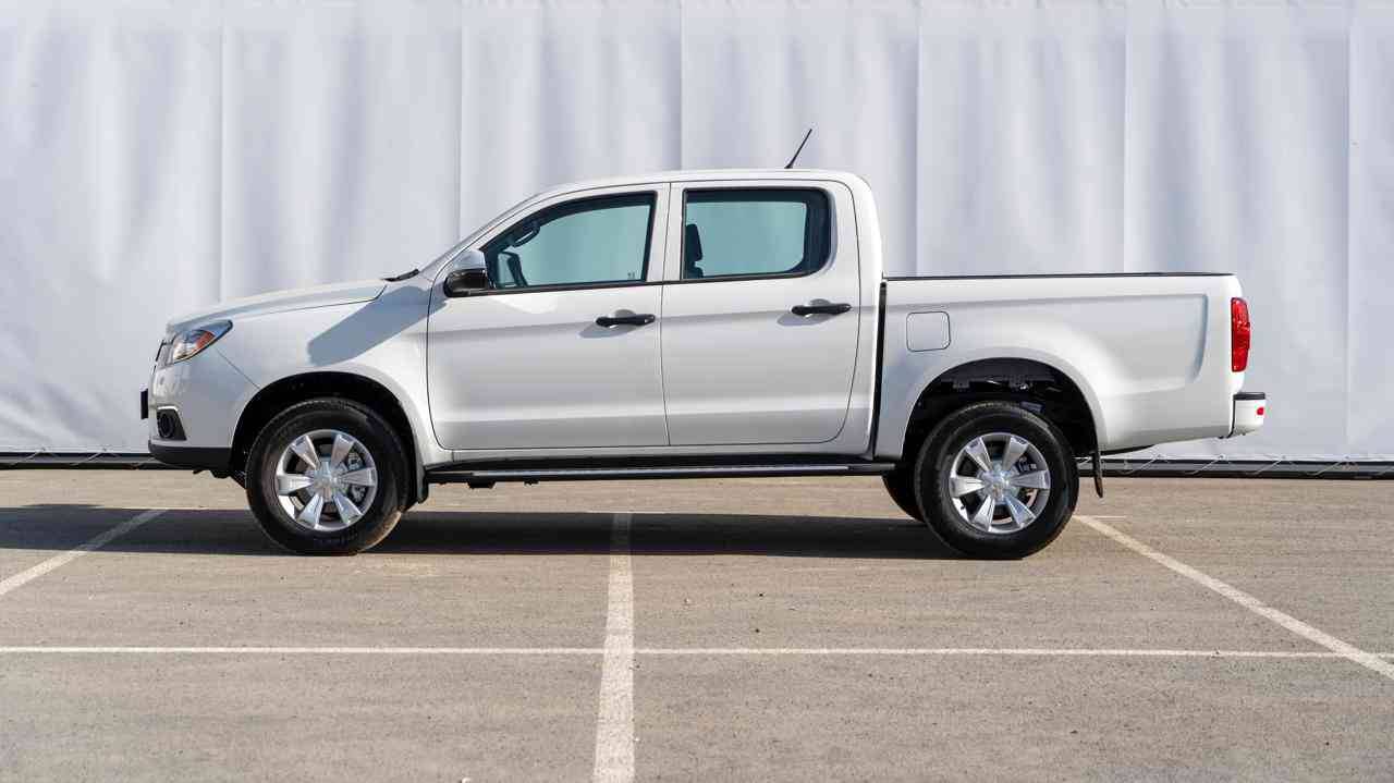 Sollers ST6 Comfort 2.0d MT 4WD