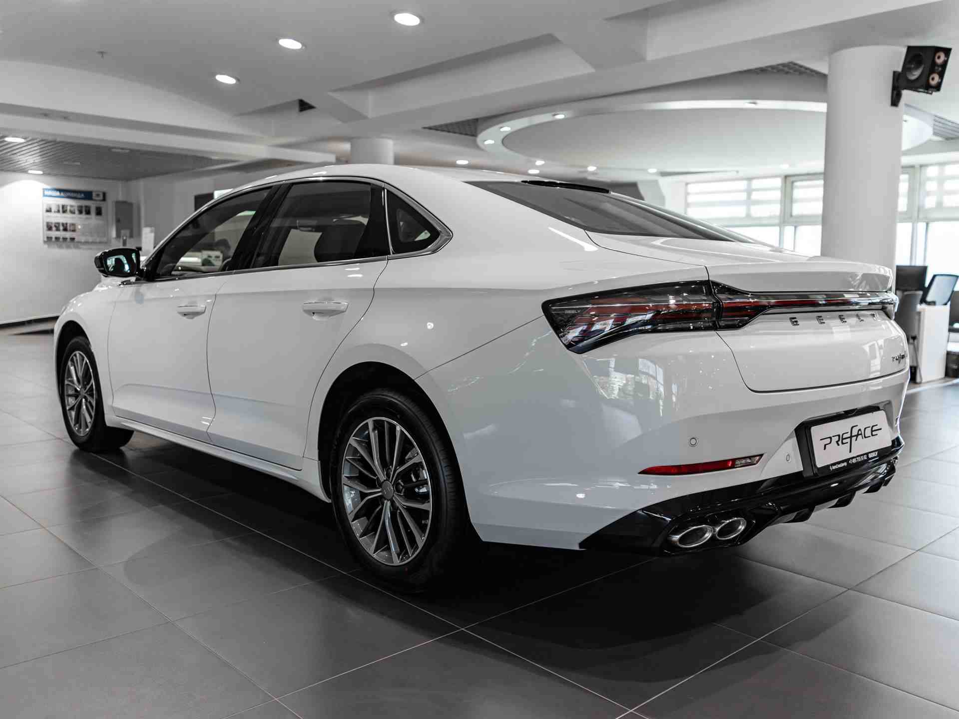 Geely Preface Flagship 2.0T 7DCT