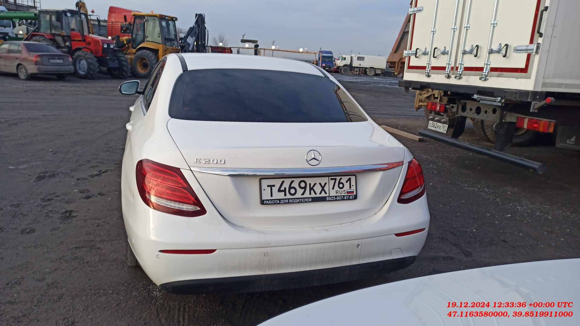 Mercedes-Benz E седан Лот 000005659