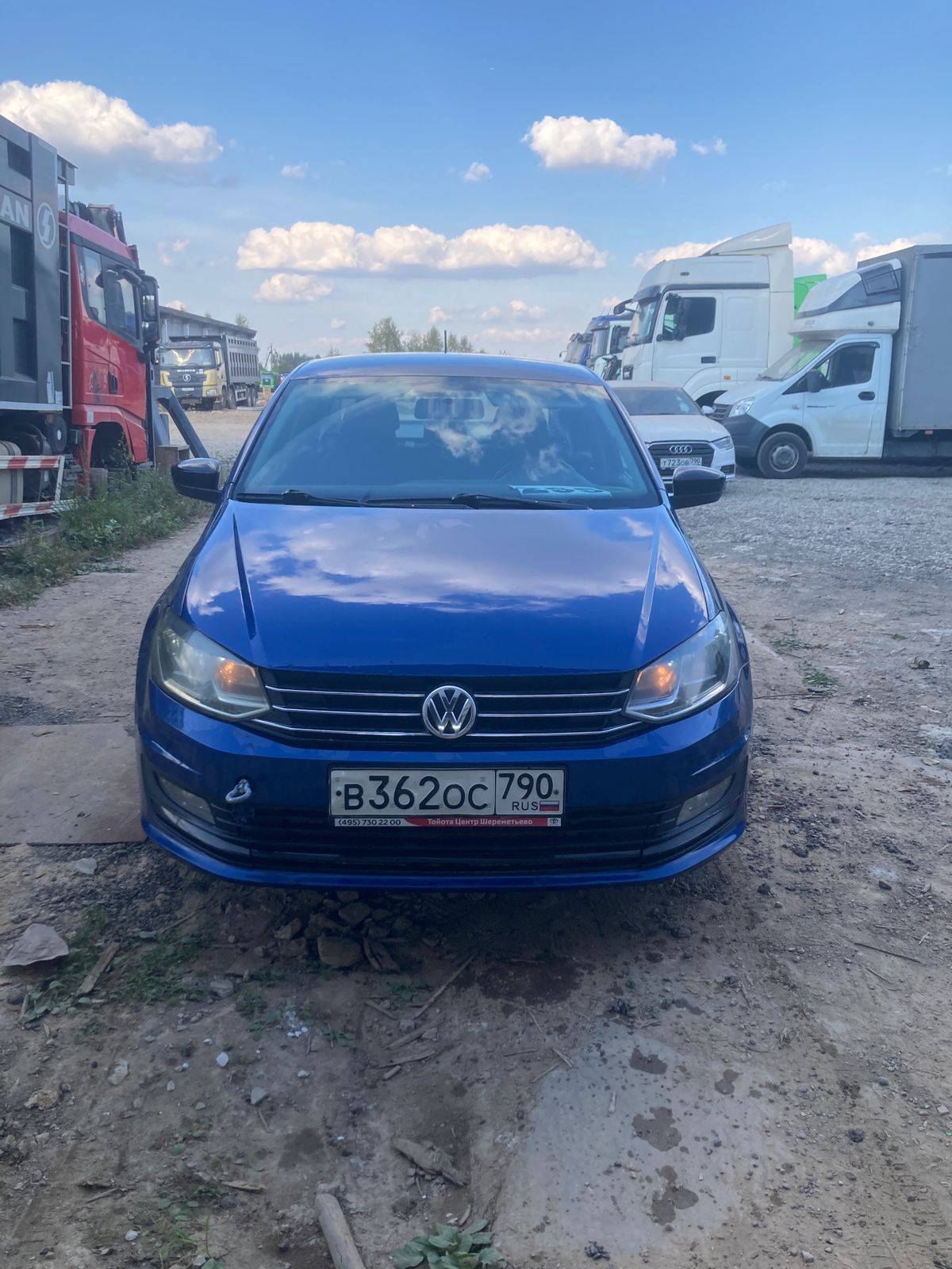 Volkswagen Polo Лот 000003415