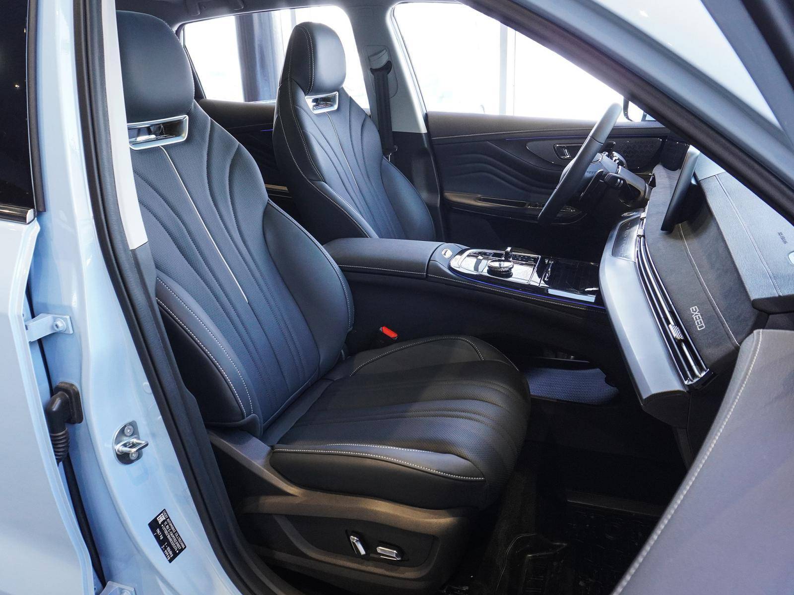 EXEED LX Premium 1.6T 7DCT 4WD