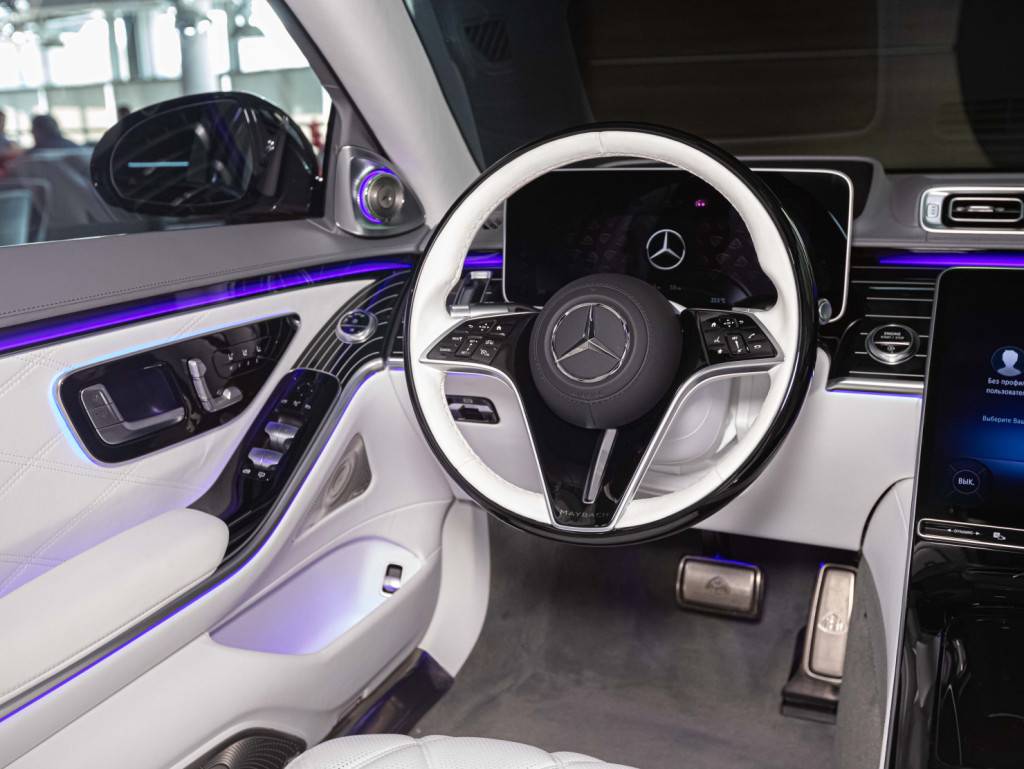 Mercedes-Benz S седан 580 Maybach 4MATIC