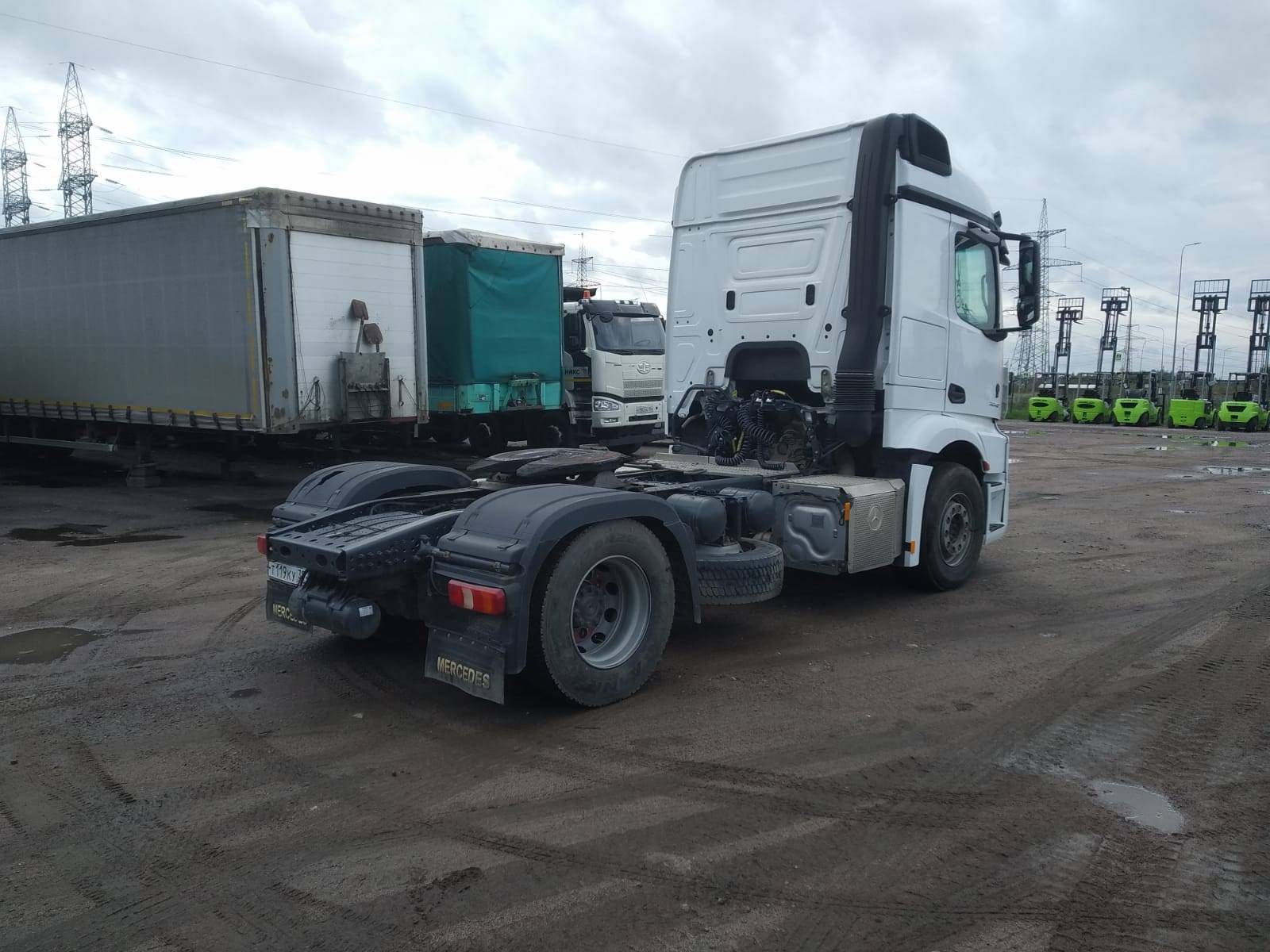 Mercedes-Benz Actros 5 L FHS 2042 LS 4x2 (BigSpace) Лот 000003909