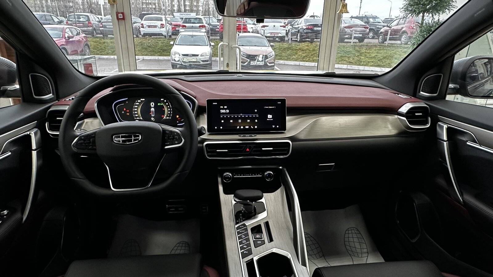 Geely Coolray Luxury 1.5T DCT7