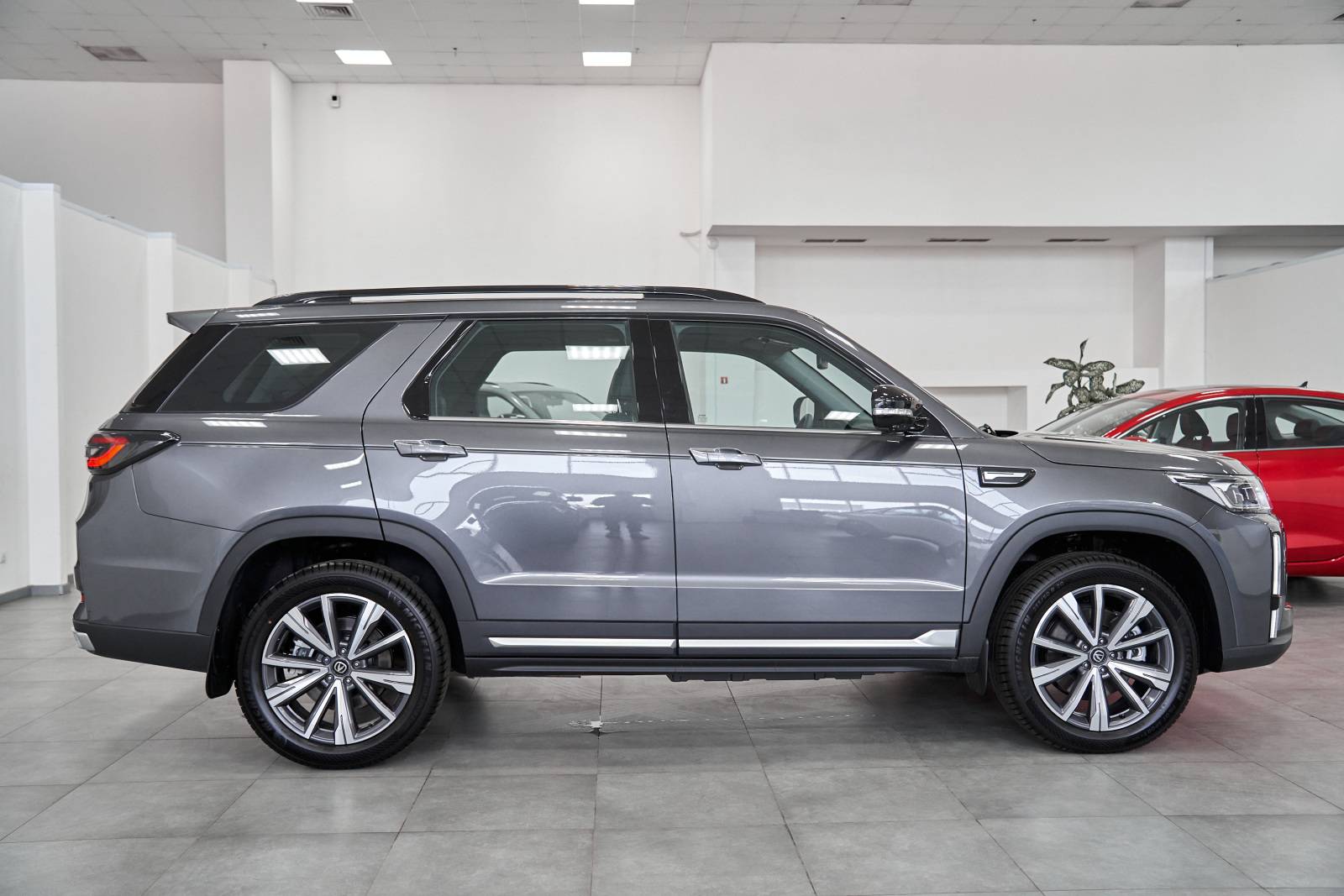 Changan CS95 DLX 2.0T 8AT
