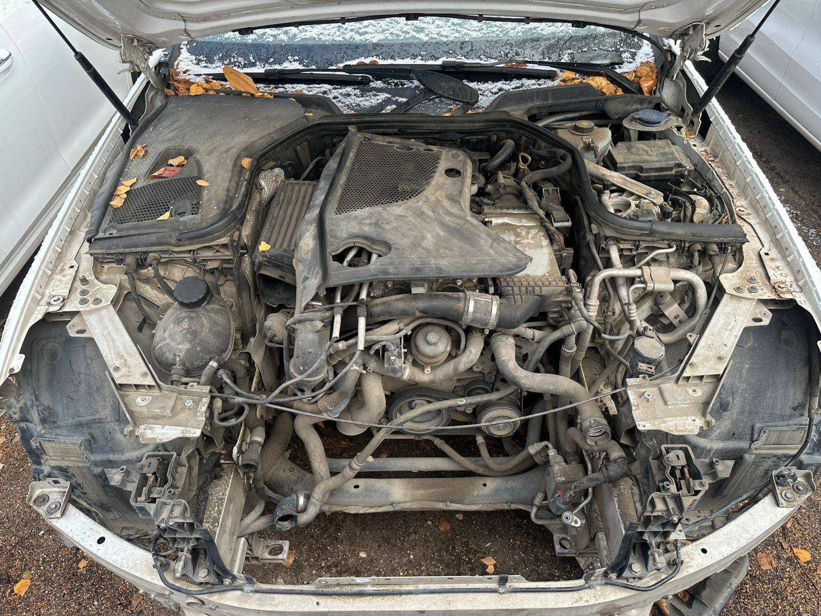 Mercedes-Benz E седан Лот 000008511
