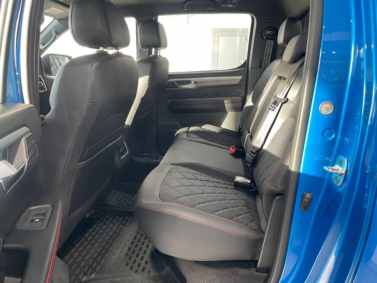 JAC T9 Explore 2.0T AT 4WD