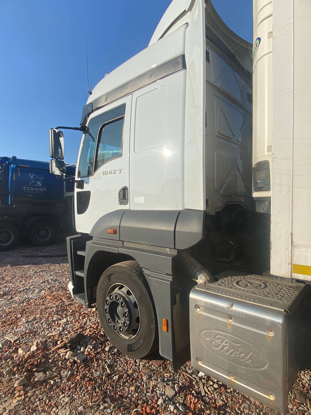 Ford CARGO 1842Т 4x2 Лот 000003859