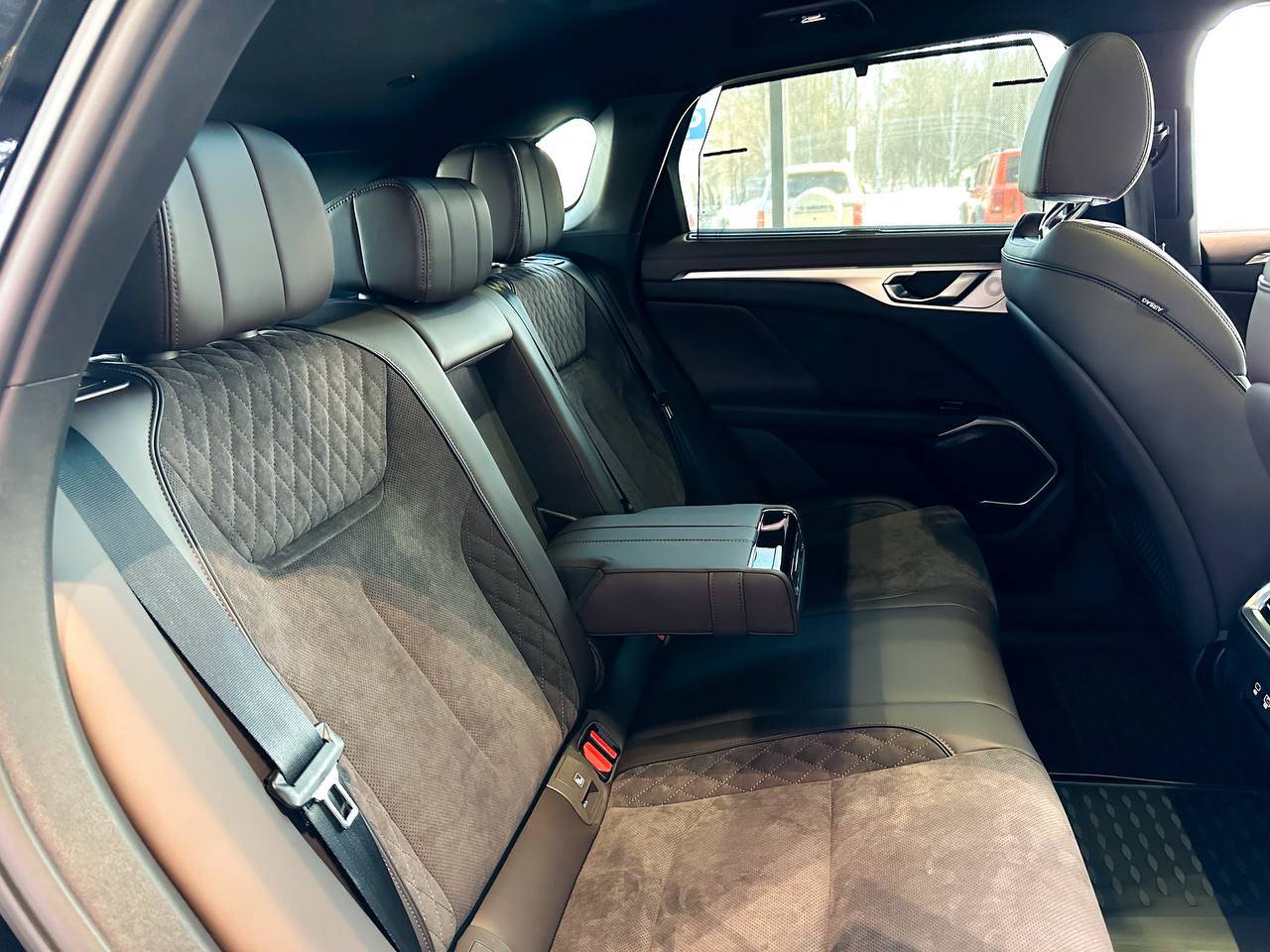 Wey 05 Premium 2.0 PHEV DHT 4WD