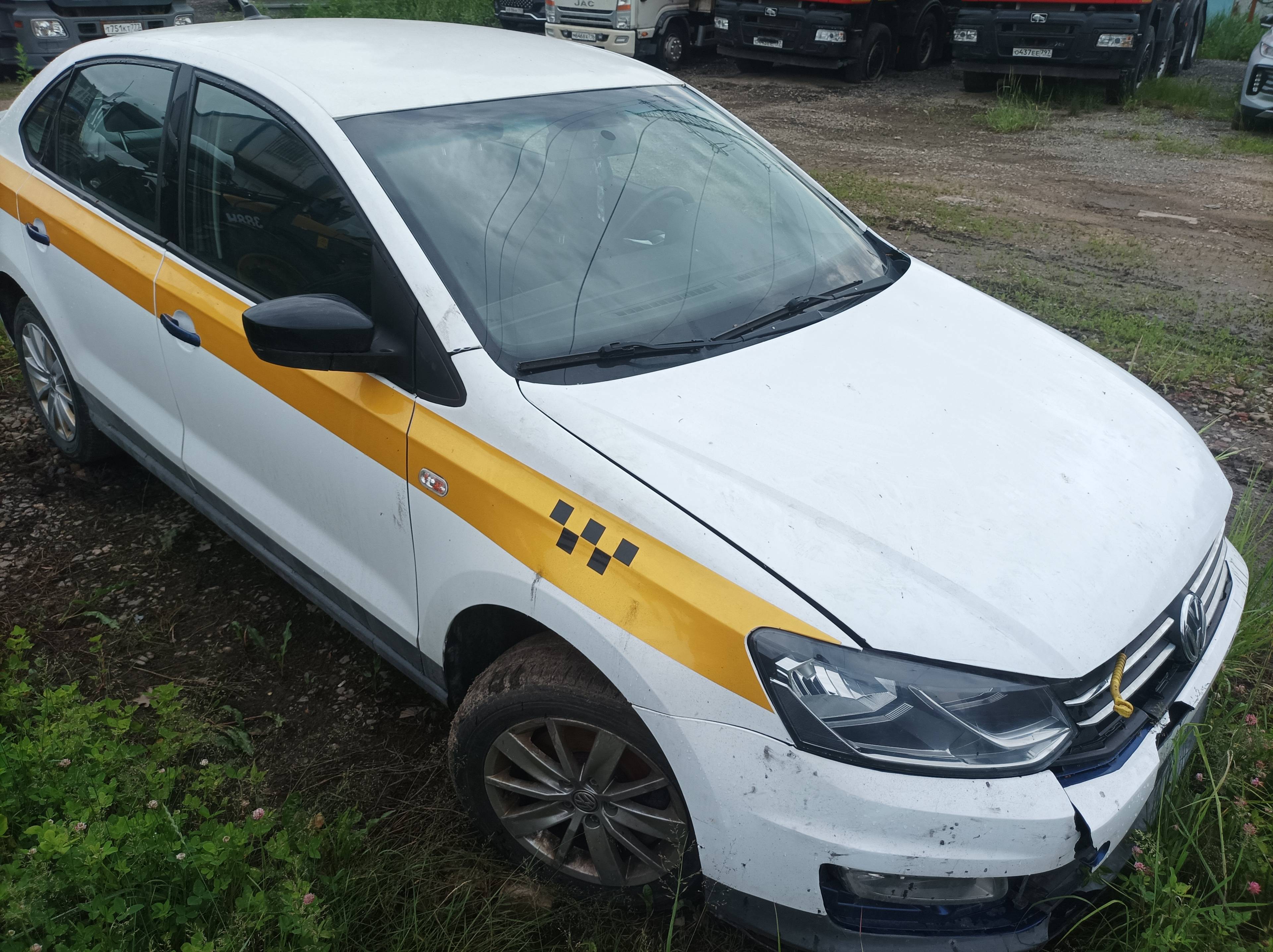 Volkswagen Polo Лот 000003152