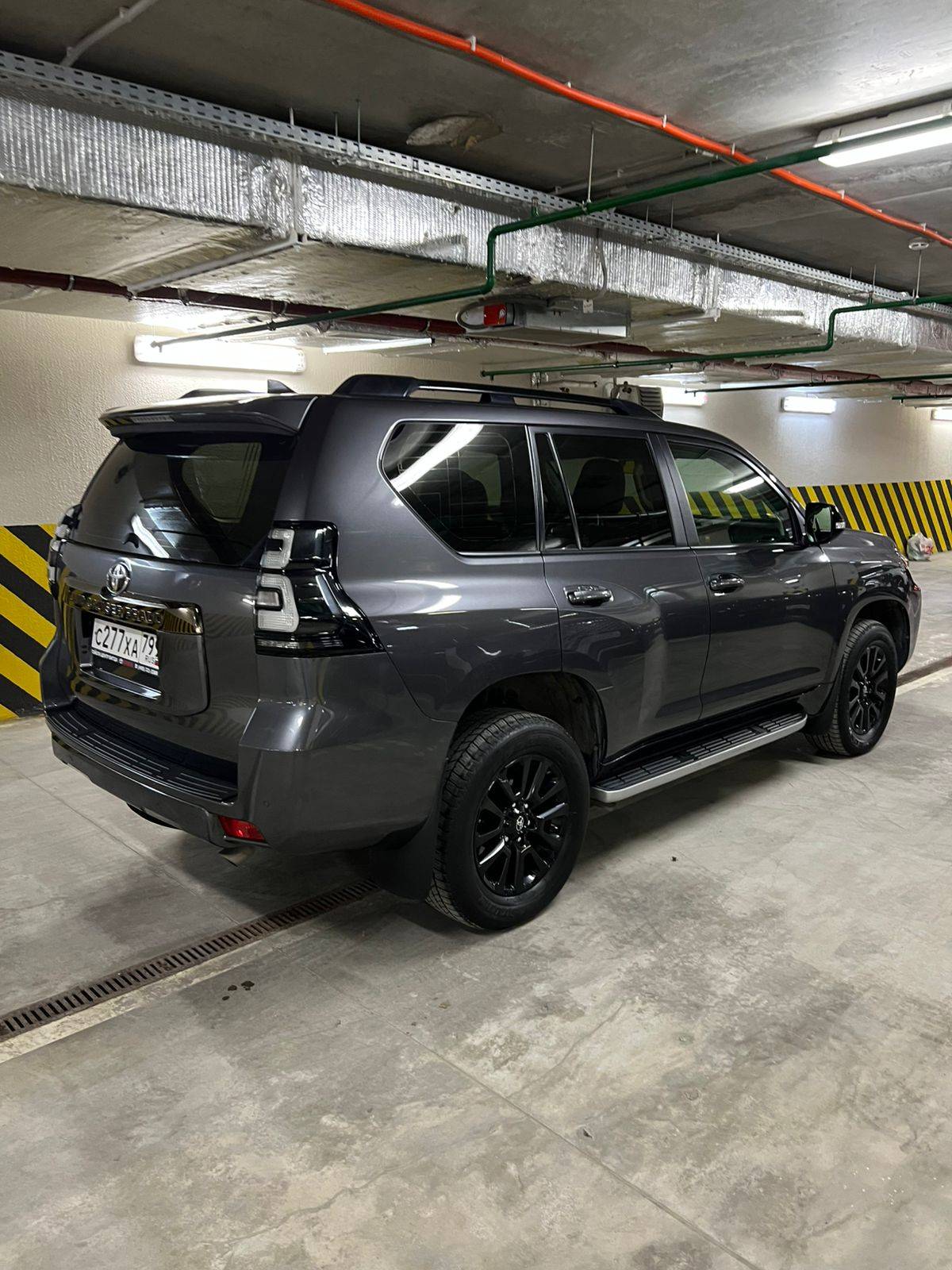 Toyota Land Cruiser Prado Лот 000004737