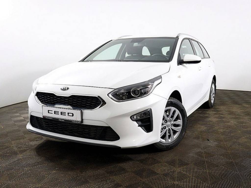 KIA Ceed - Белый