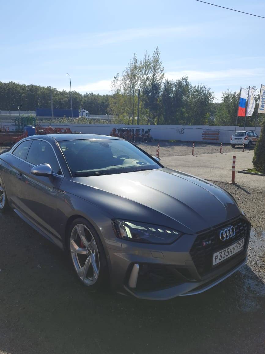 Audi RS5 Coupe Лот 000004259